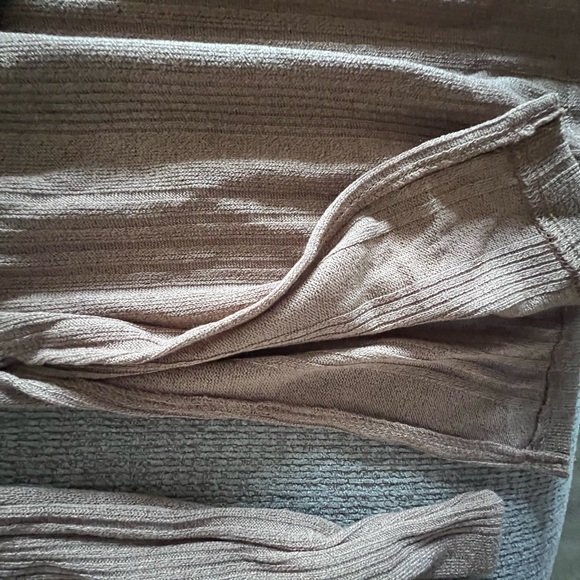 Neutral Tunic With Tie NWOT - Picture 2 of 4